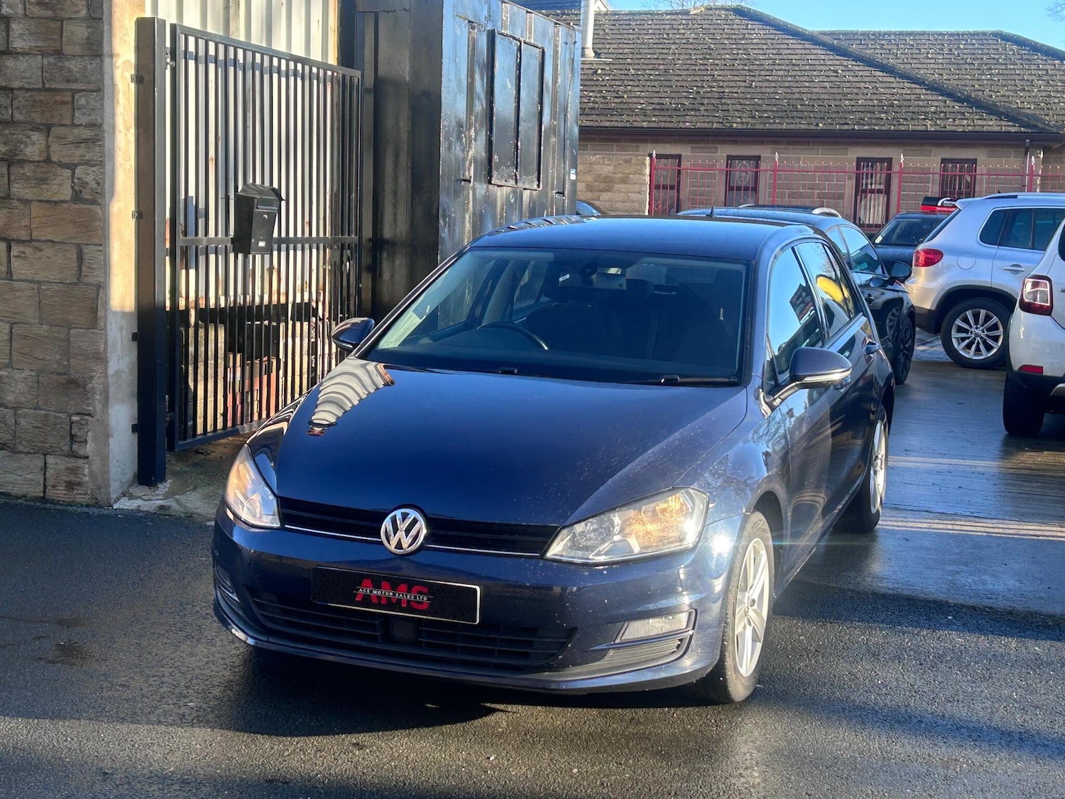 Used Volkswagen Golf 2014 for sale - 77131670: Photo 5