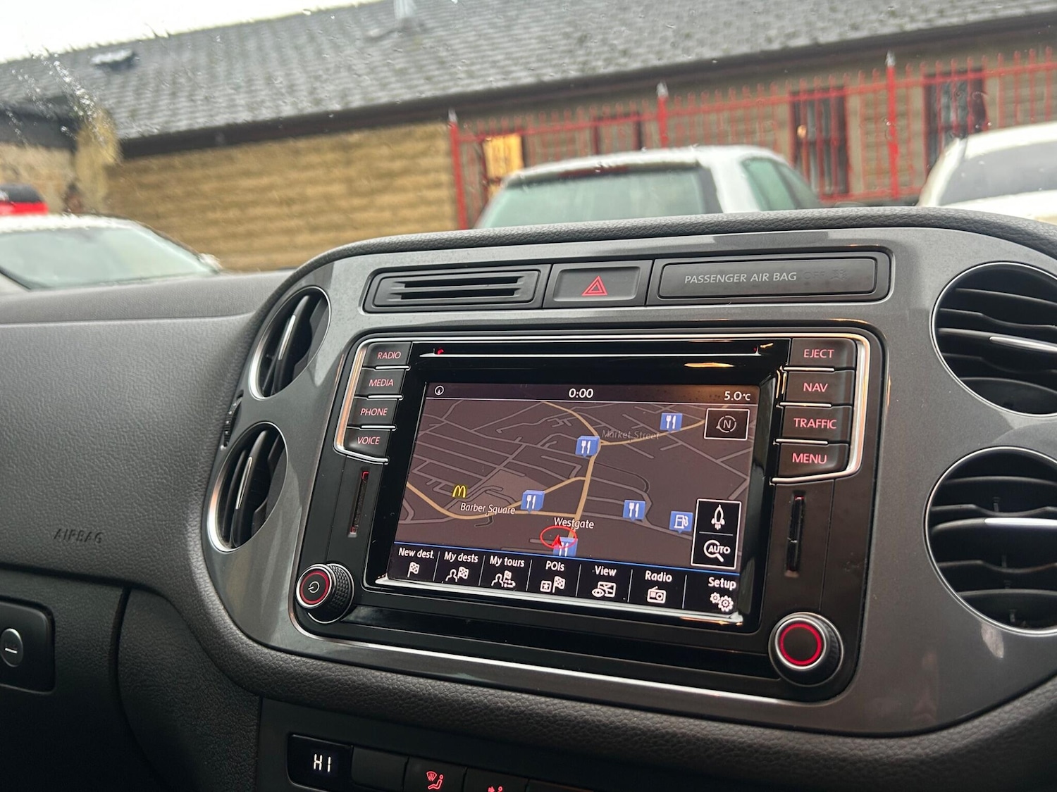 Used Volkswagen Tiguan 2015 for sale - 77345347: Photo 23