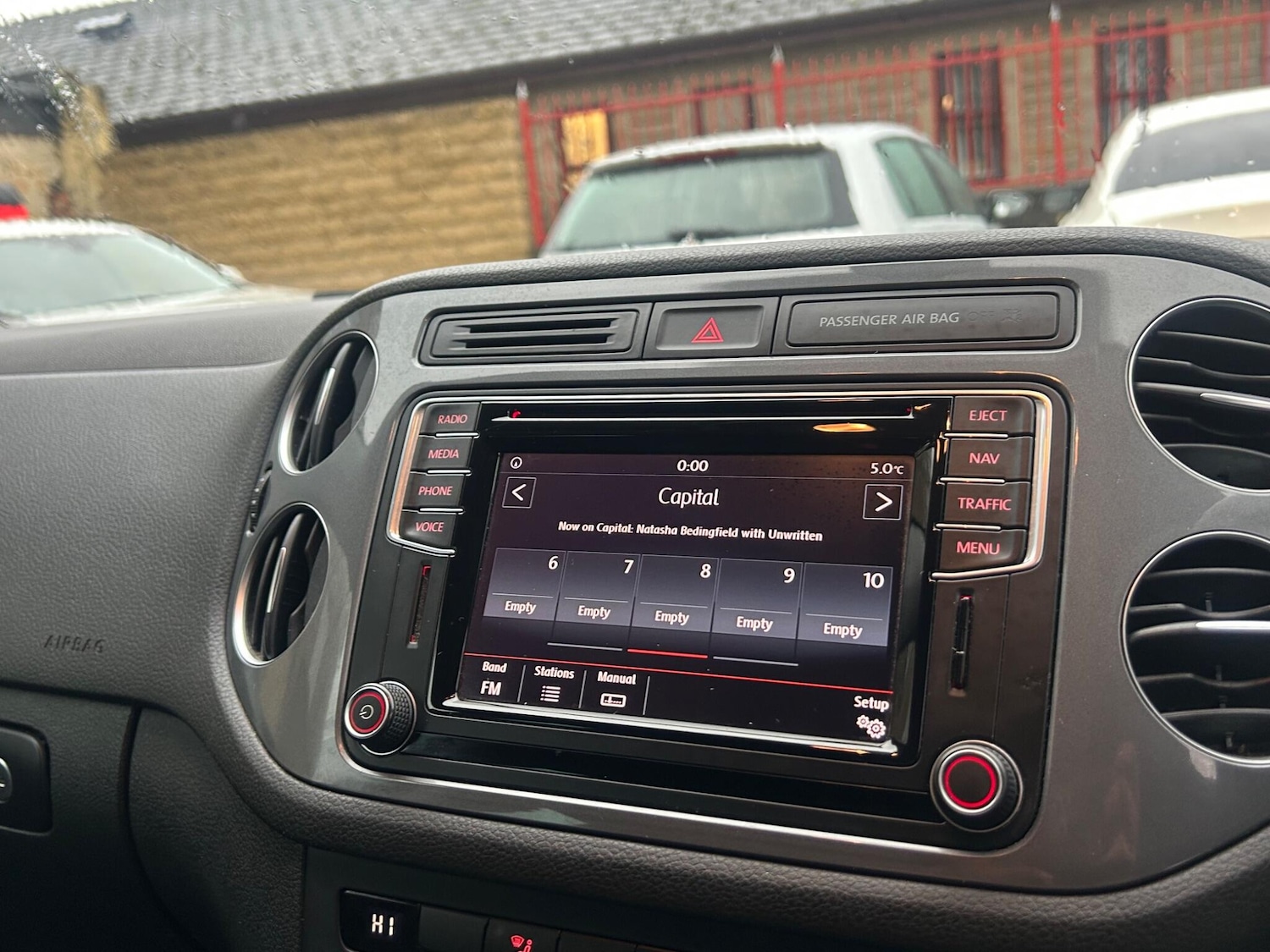 Used Volkswagen Tiguan 2015 for sale - 77345347: Photo 24