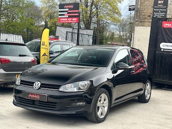 Used Volkswagen Golf 2016 for sale - 78244752: Photo