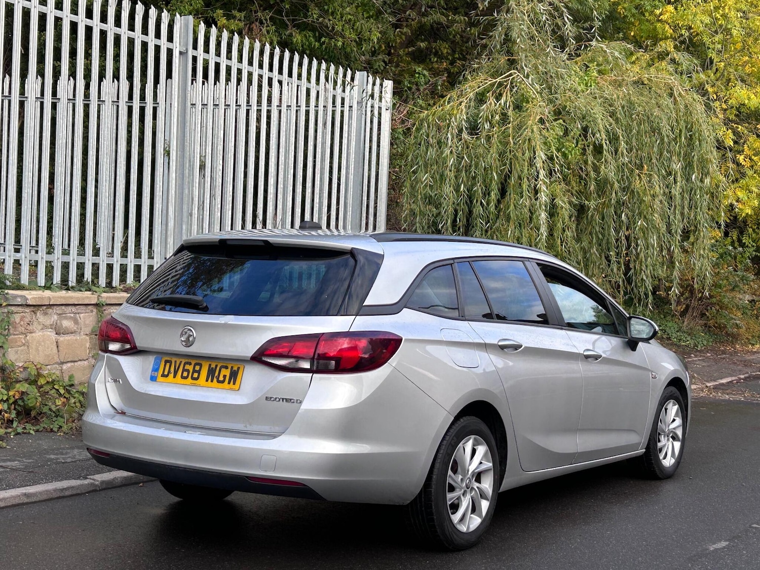Used Vauxhall Astra for sale - 76825143: Photo 15