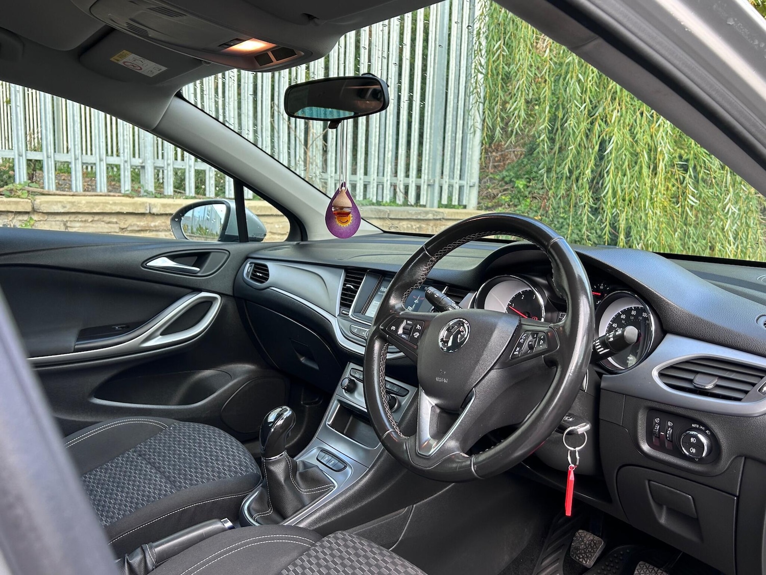 Used Vauxhall Astra for sale - 76825143: Photo 16