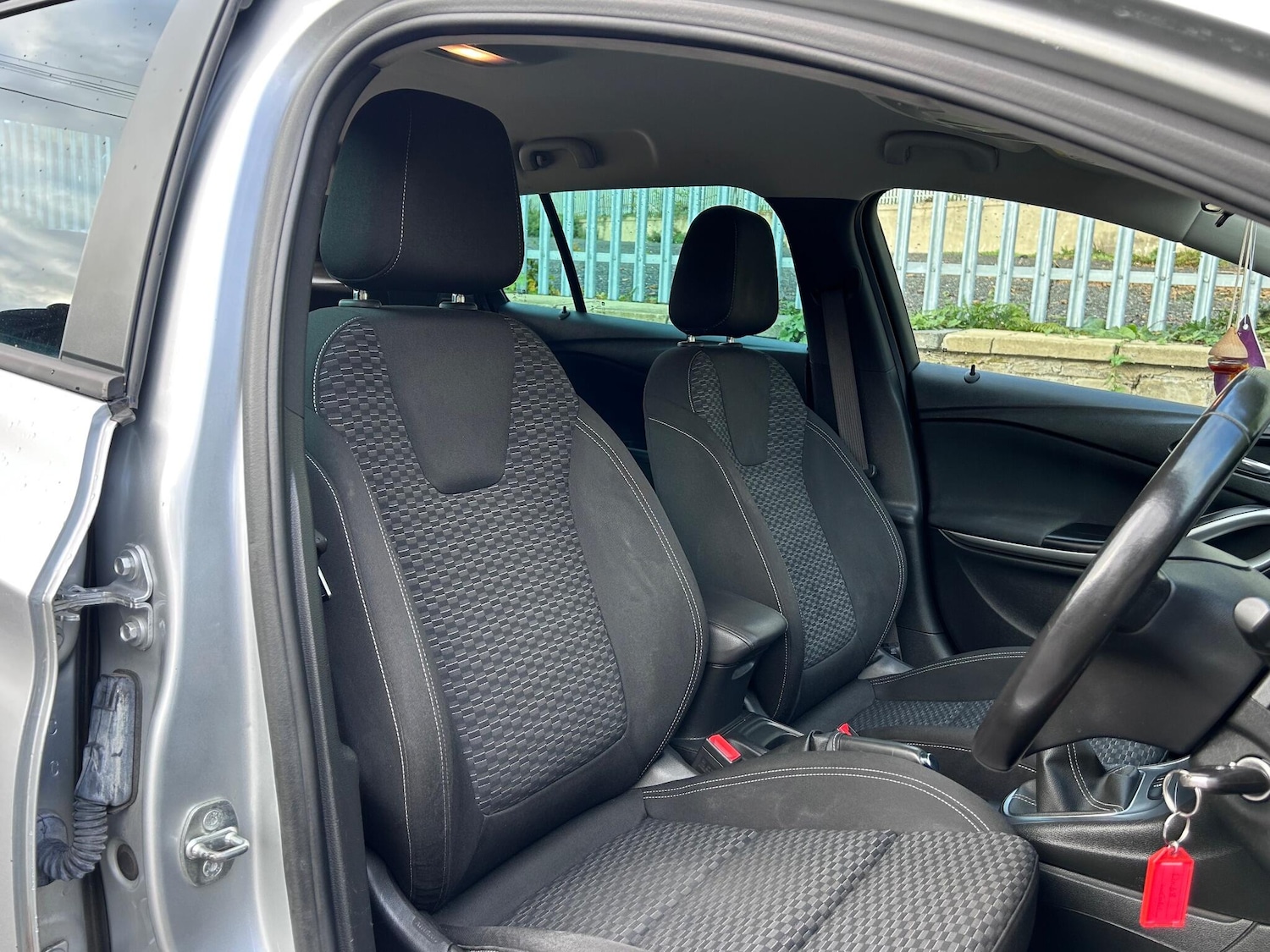 Used Vauxhall Astra for sale - 76825143: Photo 21