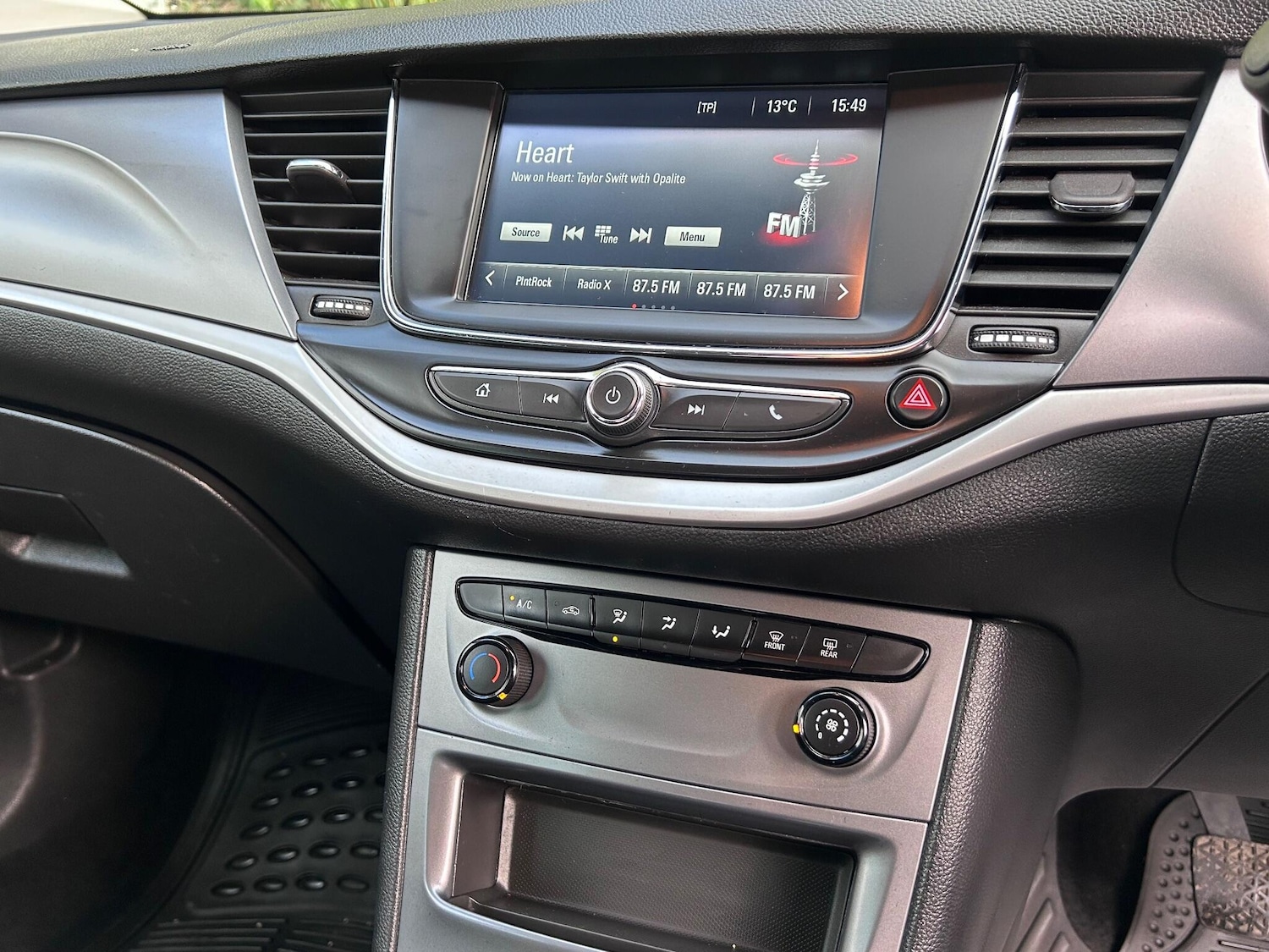 Used Vauxhall Astra for sale - 76825143: Photo 24