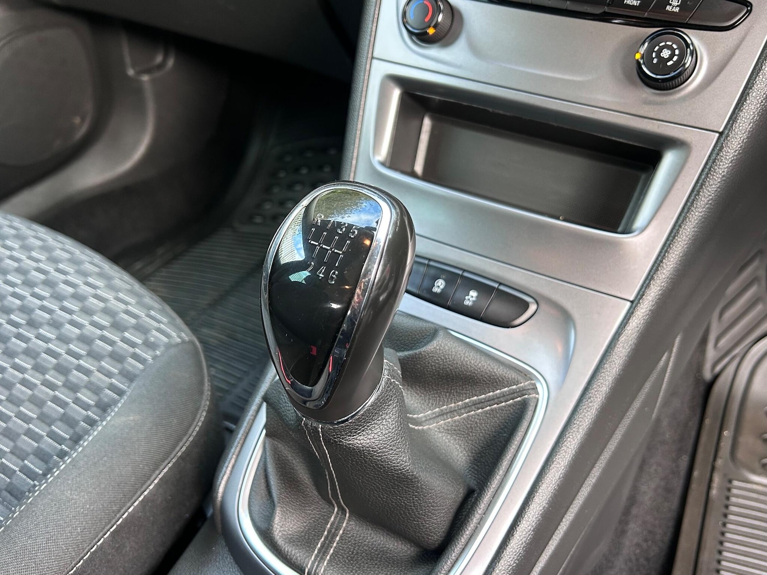 Used Vauxhall Astra for sale - 76825143: Photo 27