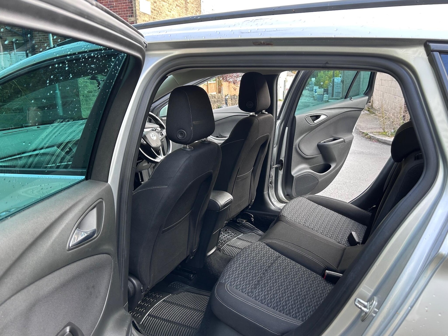 Used Vauxhall Astra for sale - 76825143: Photo 31