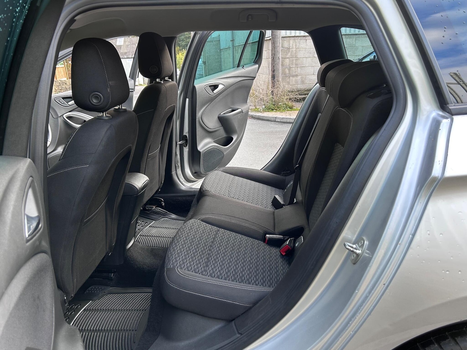 Used Vauxhall Astra for sale - 76825143: Photo 34