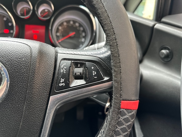 Used Vauxhall Astra GTC 2013 for sale - 76192704: Photo 16