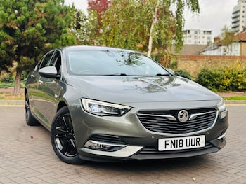 Vauxhall - Insignia