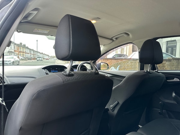 Used Ford Focus 2015 for sale - 76206131: Photo 11