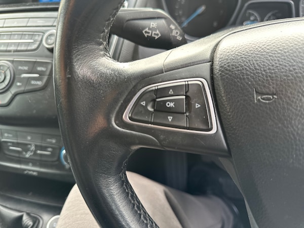 Used Ford Focus 2015 for sale - 76206131: Photo 17