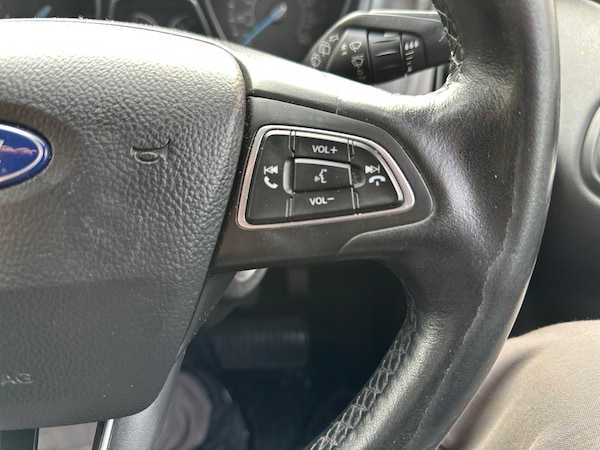 Used Ford Focus 2015 for sale - 76206131: Photo 18