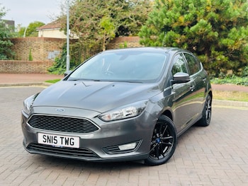 Used Ford Focus 2015 for sale - 76206131: Photo 2