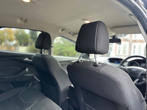 Used Ford Focus 2015 for sale - 76206131: Photo 8