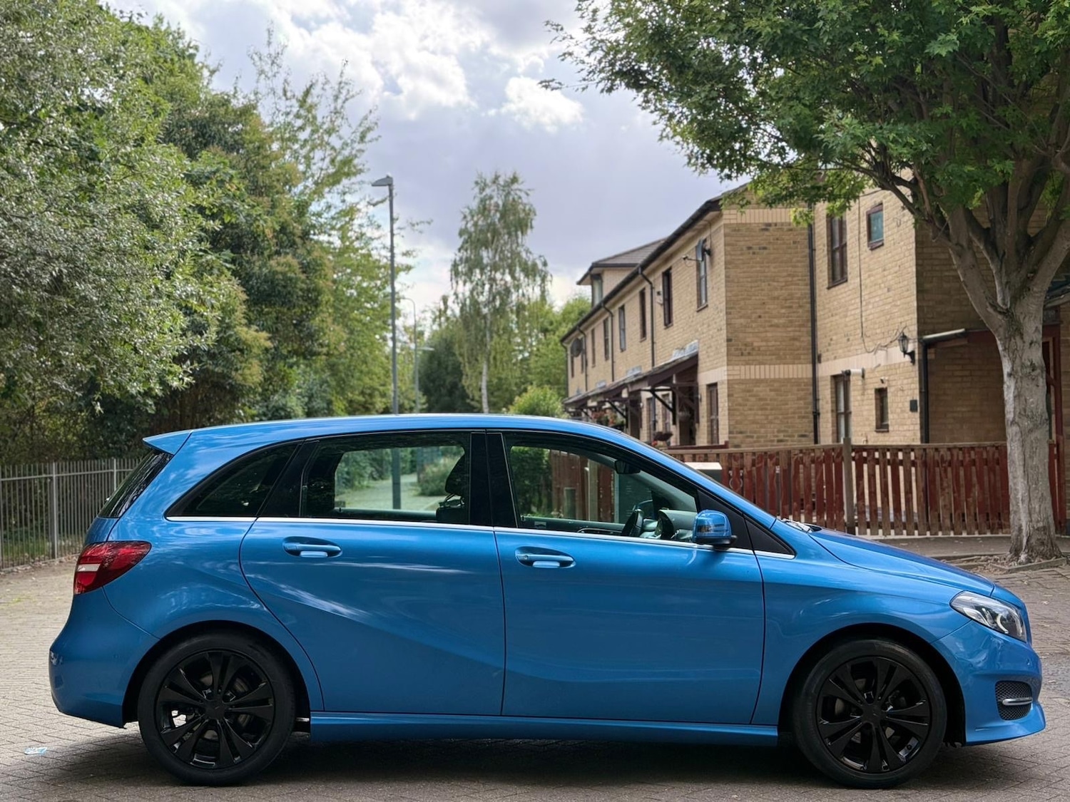 Used Mercedes-Benz B Class 2016 for sale - 76320600: Photo 4