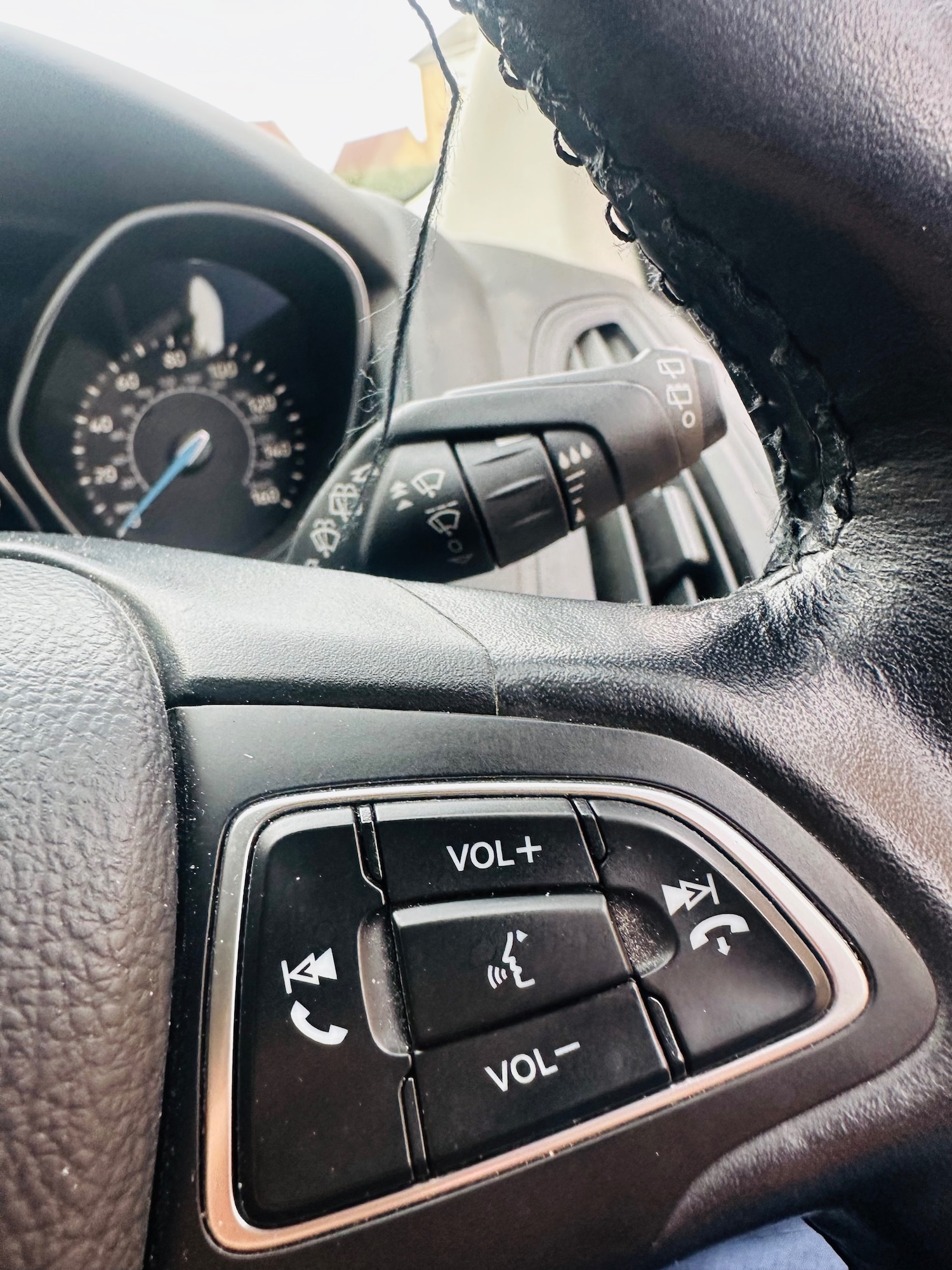 Used Ford Focus 2015 for sale - 76542930: Photo 15