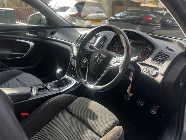 Used Vauxhall Insignia 2015 for sale - 76104749: Photo 9