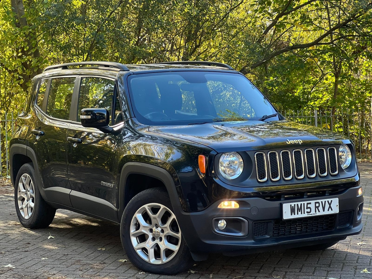 Used Jeep Renegade 2015 for sale - 76470917: Photo 1