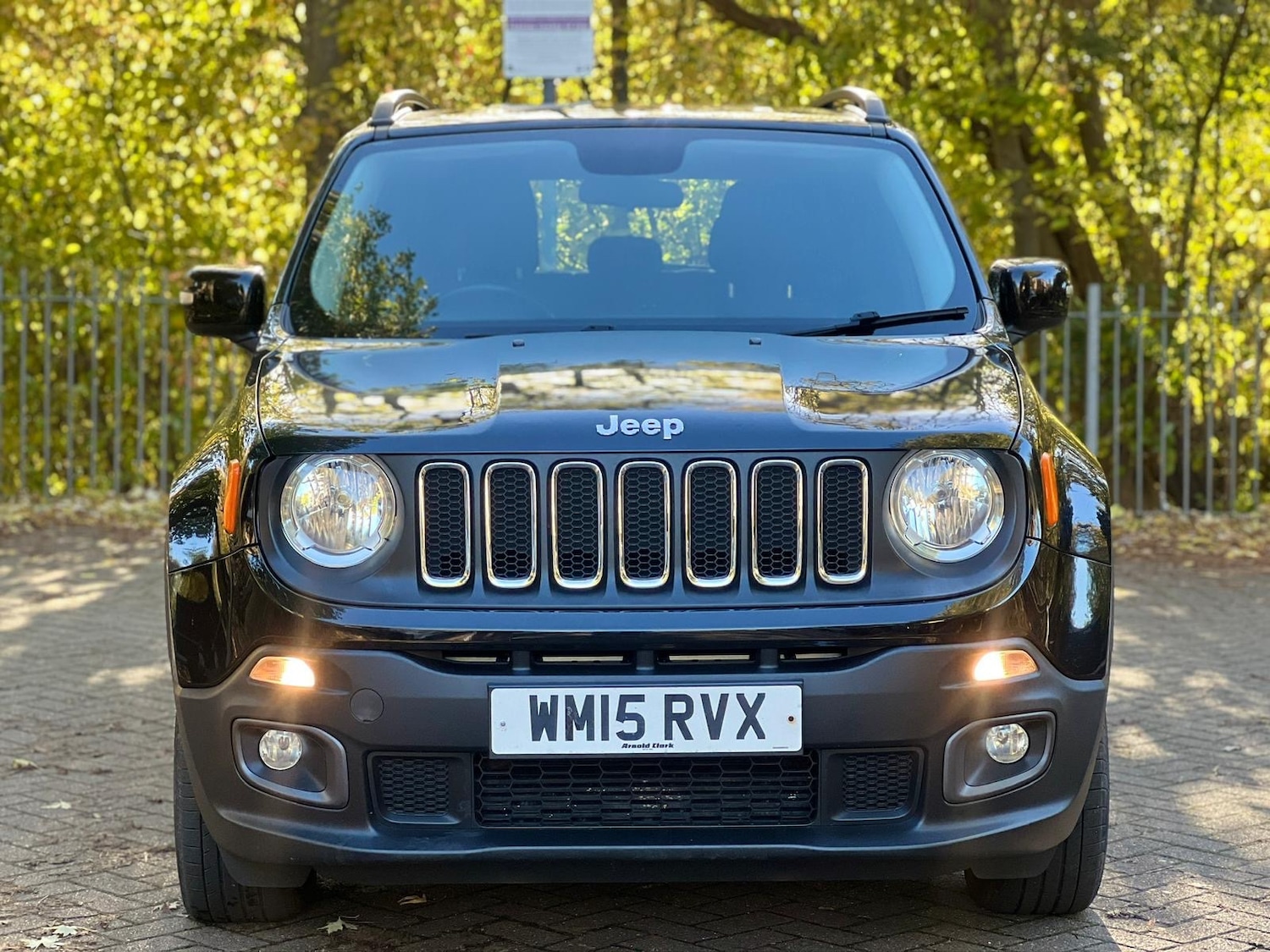 Used Jeep Renegade 2015 for sale - 76470917: Photo 2