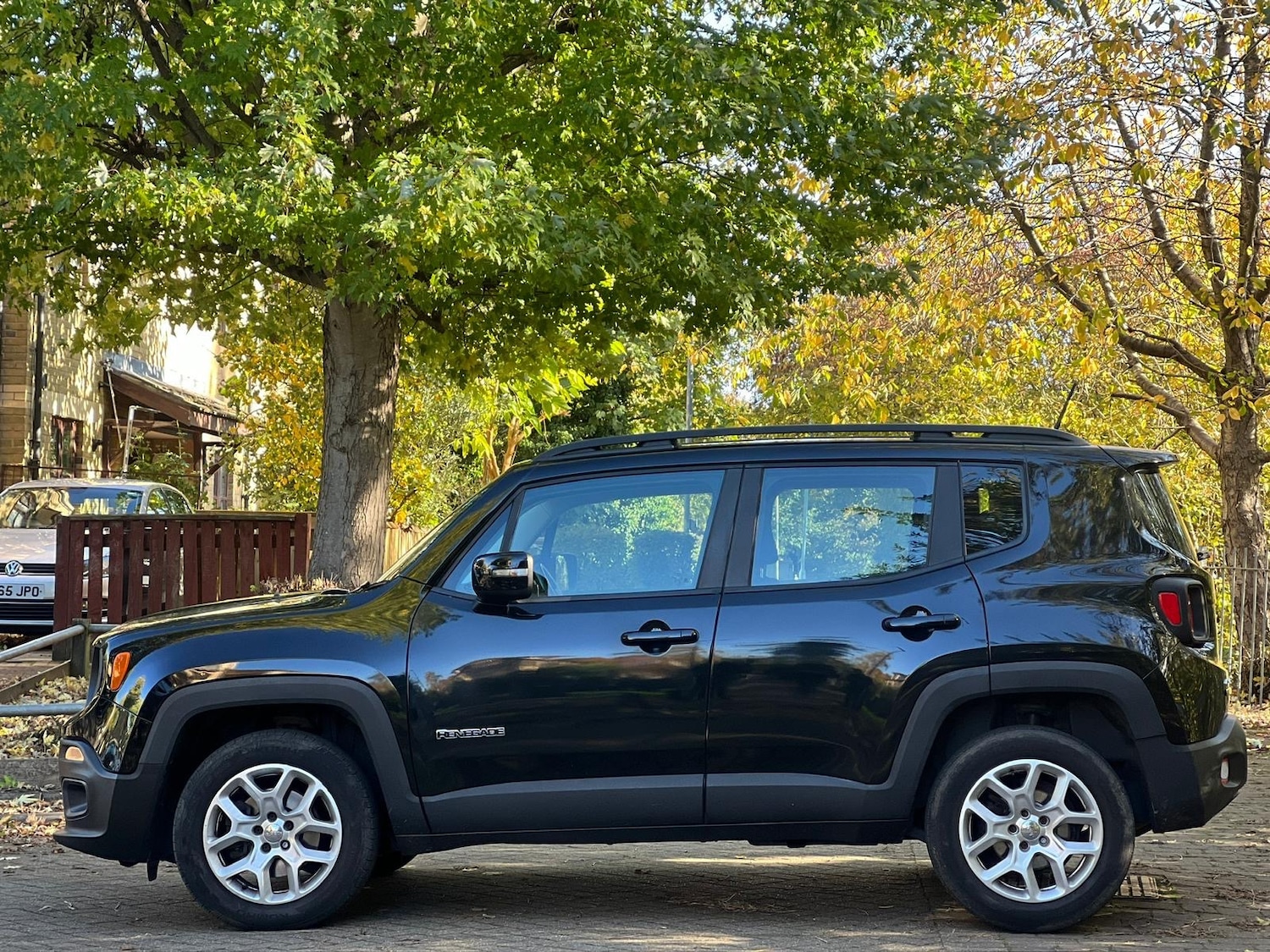 Used Jeep Renegade 2015 for sale - 76470917: Photo 4