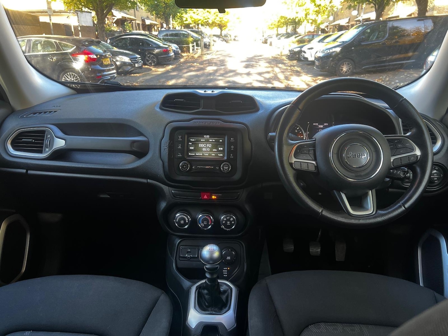 Used Jeep Renegade 2015 for sale - 76470917: Photo 9