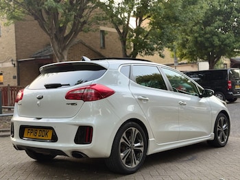 Used Kia Ceed 2018 for sale - 76030840: Photo