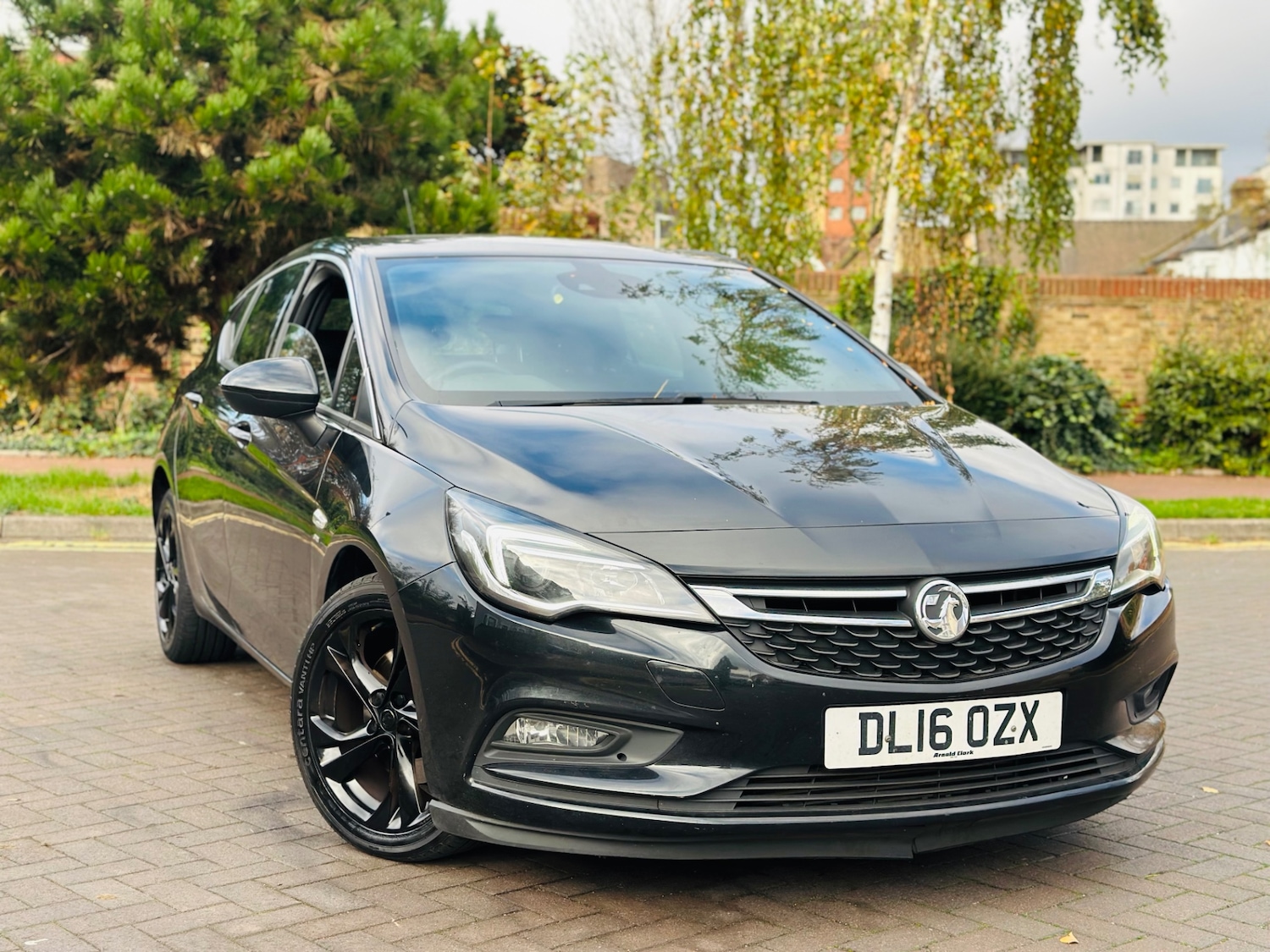 Used Vauxhall Astra 2016 for sale - 76518517: Photo 1