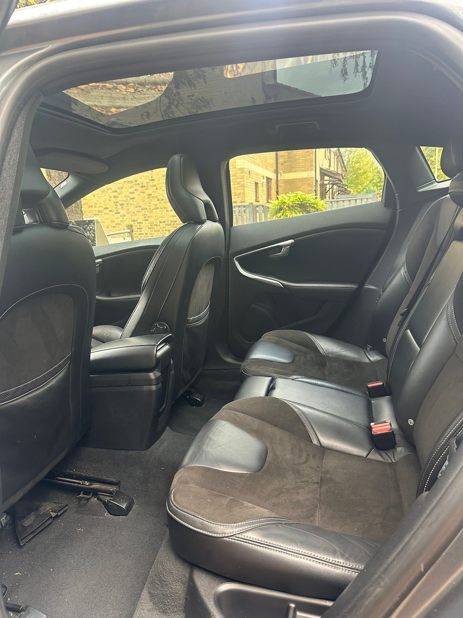 Used Volvo V40 2015 for sale - 76355279: Photo 12