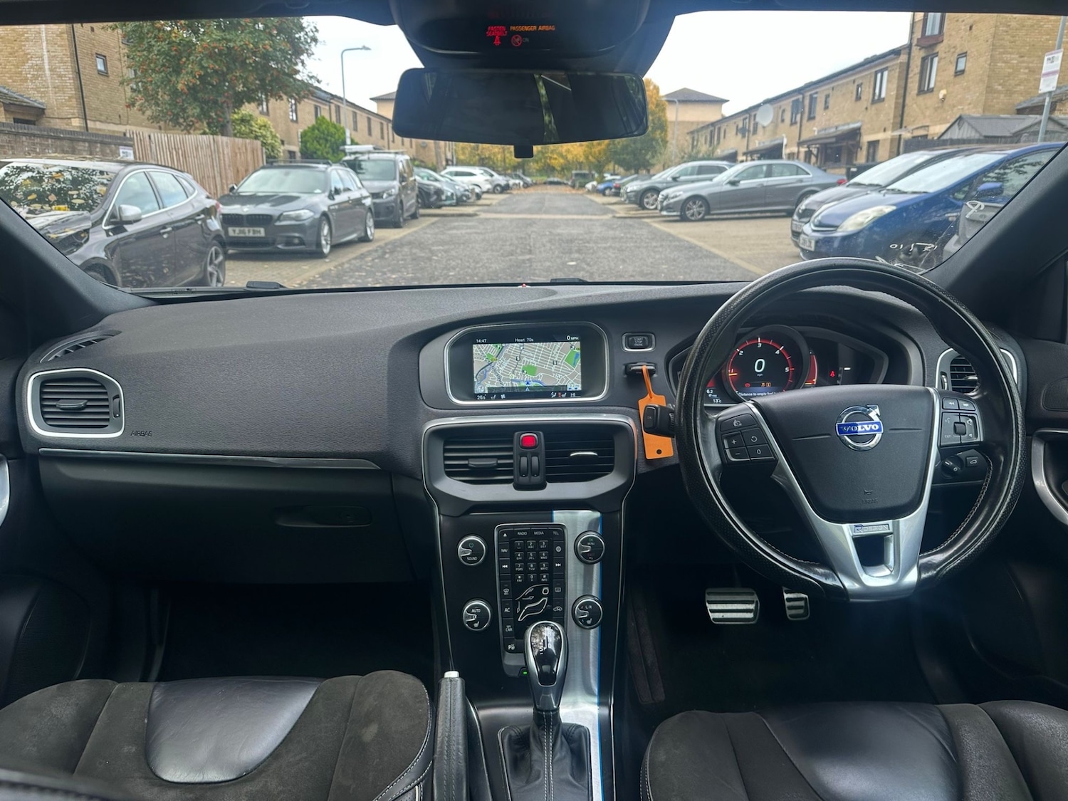 Used Volvo V40 2015 for sale - 76355279: Photo 14