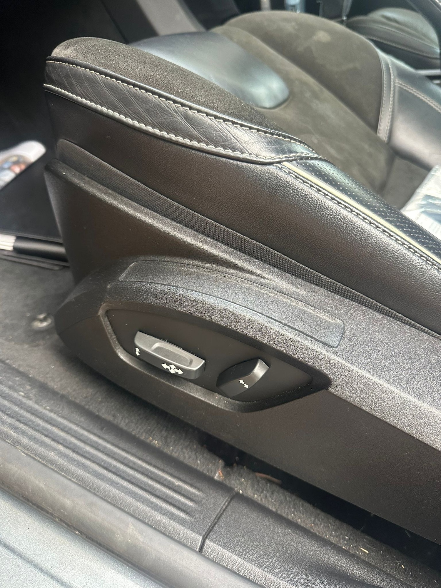 Used Volvo V40 2015 for sale - 76355279: Photo 16