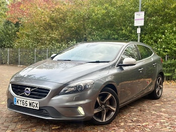 2015 (65) - D2 [120] R DESIGN Nav 5dr Geartronic