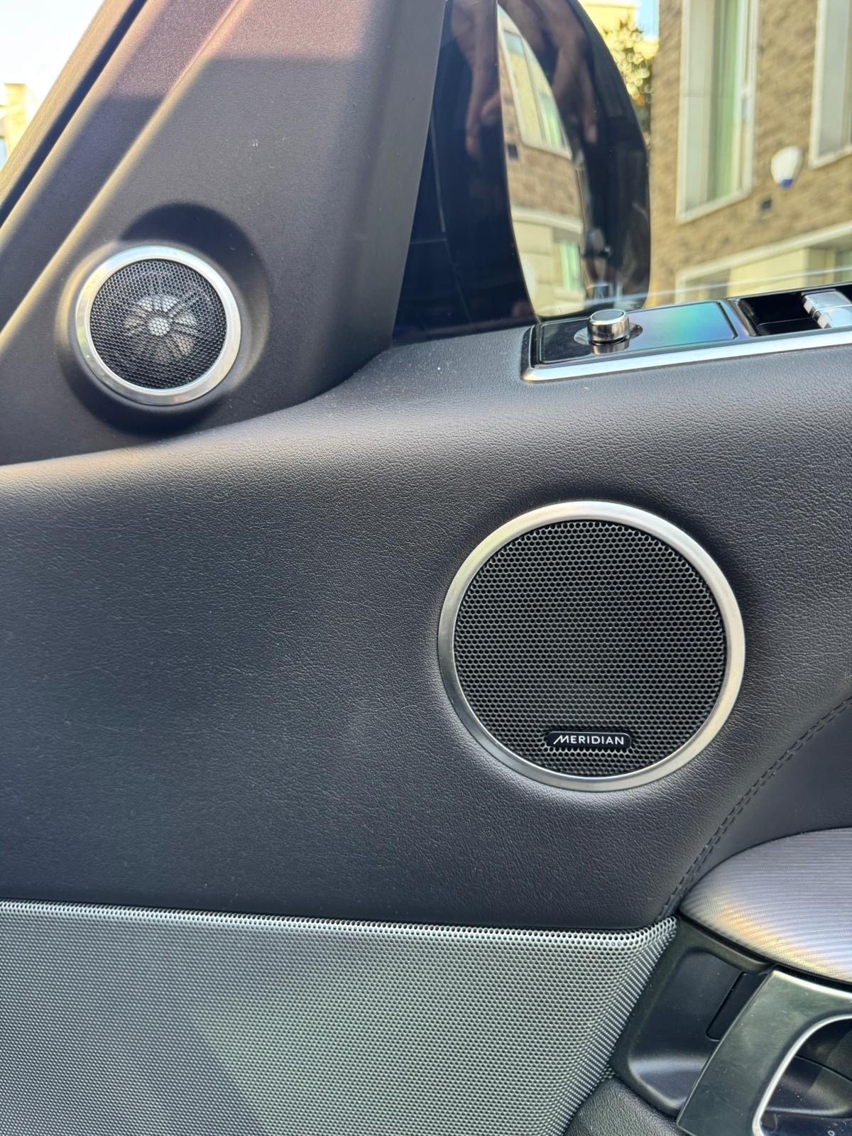 Used Land Rover Range Rover Sport 2018 for sale - 76287379: Photo 15