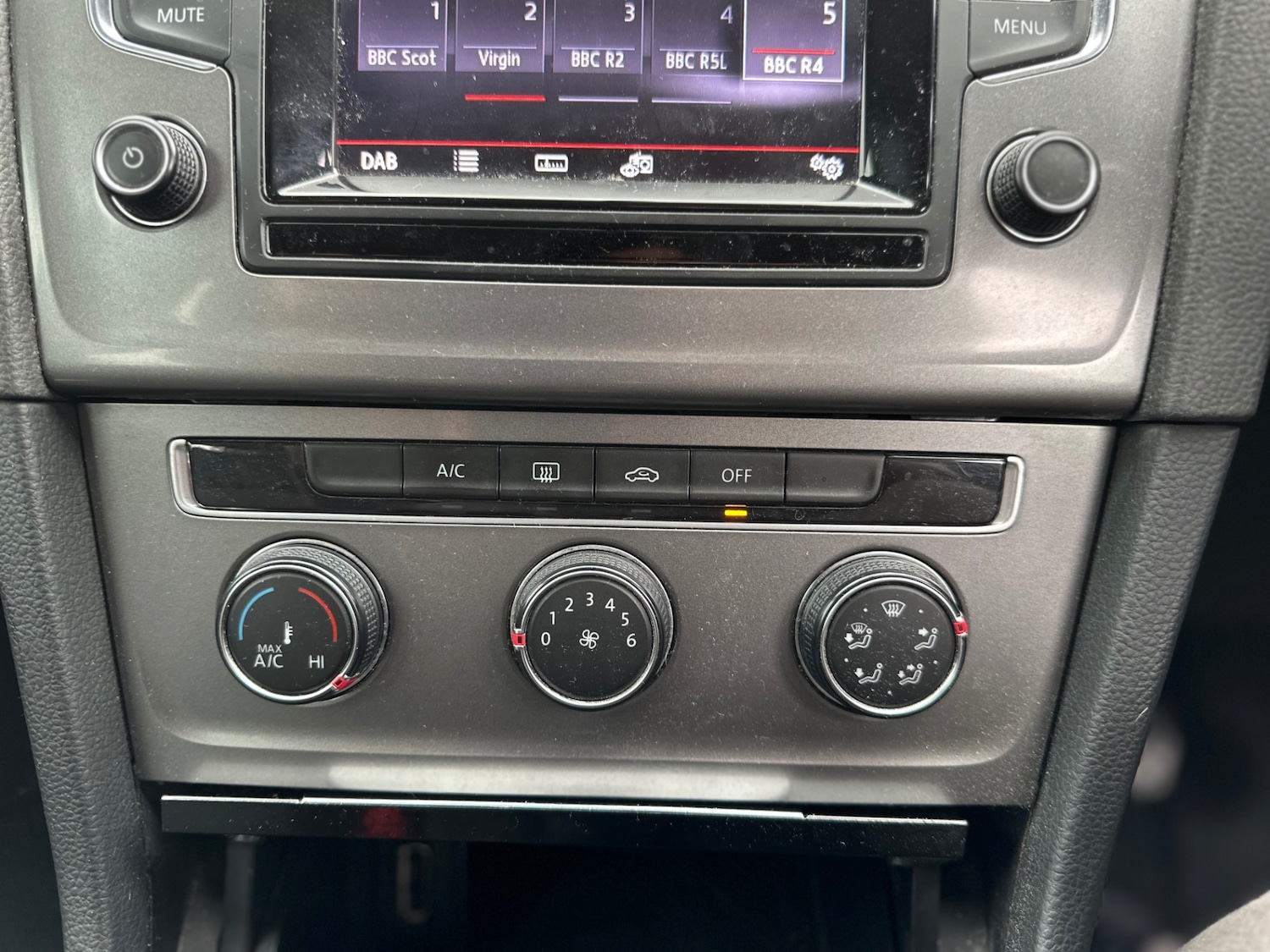 Used Volkswagen Golf 2013 for sale - 76543114: Photo 16