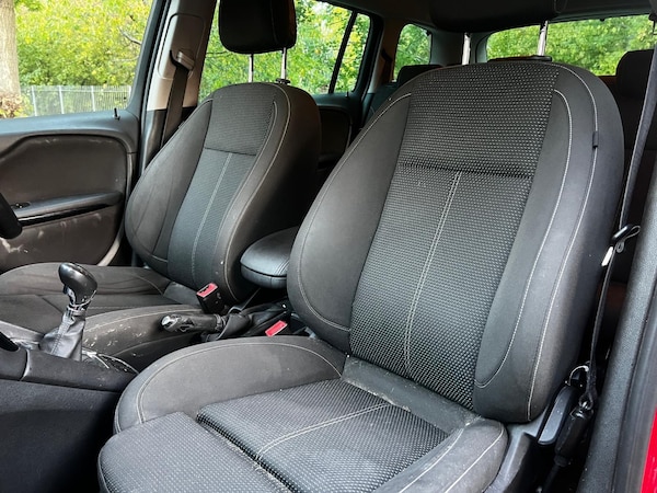 Used Vauxhall Zafira 2016 for sale - 76249369: Photo 8
