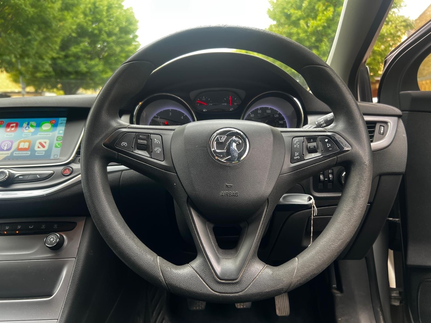 Used Vauxhall Astra 2017 for sale - 76131075: Photo 14