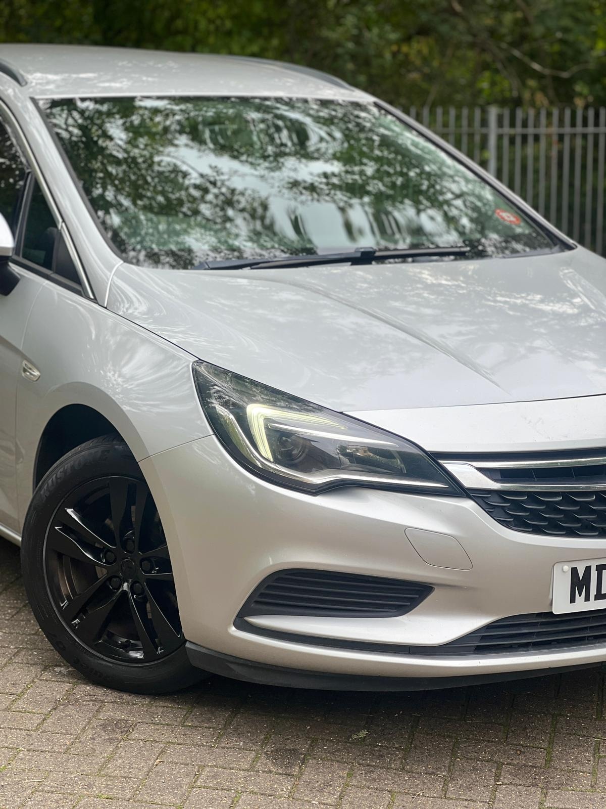 Used Vauxhall Astra 2017 for sale - 76131075: Photo 17