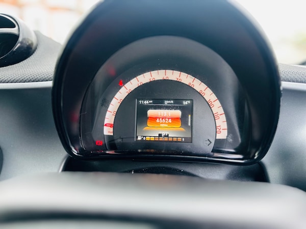 Used smart fortwo 2016 for sale - 76319795: Photo 12