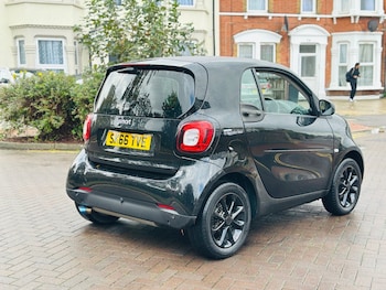 Used smart fortwo 2016 for sale - 76319795: Photo