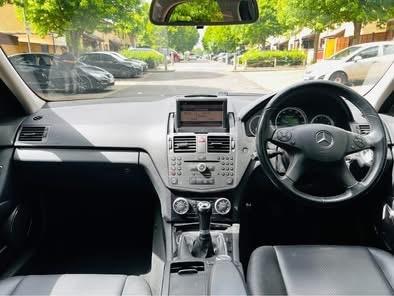 Used Mercedes-Benz C Class 2010 for sale - 76353395: Photo 10