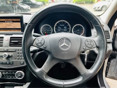 Used Mercedes-Benz C Class 2010 for sale - 76353395: Photo 11