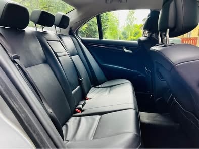 Used Mercedes-Benz C Class 2010 for sale - 76353395: Photo 9