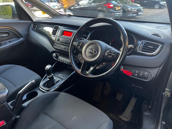 Used Kia Carens 2016 for sale - 76249336: Photo 7
