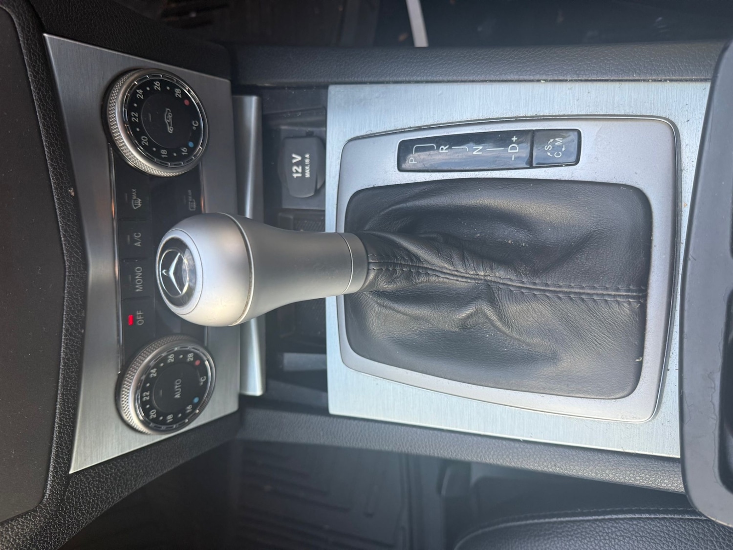 Used Mercedes-Benz C Class 2010 for sale - 76401792: Photo 16