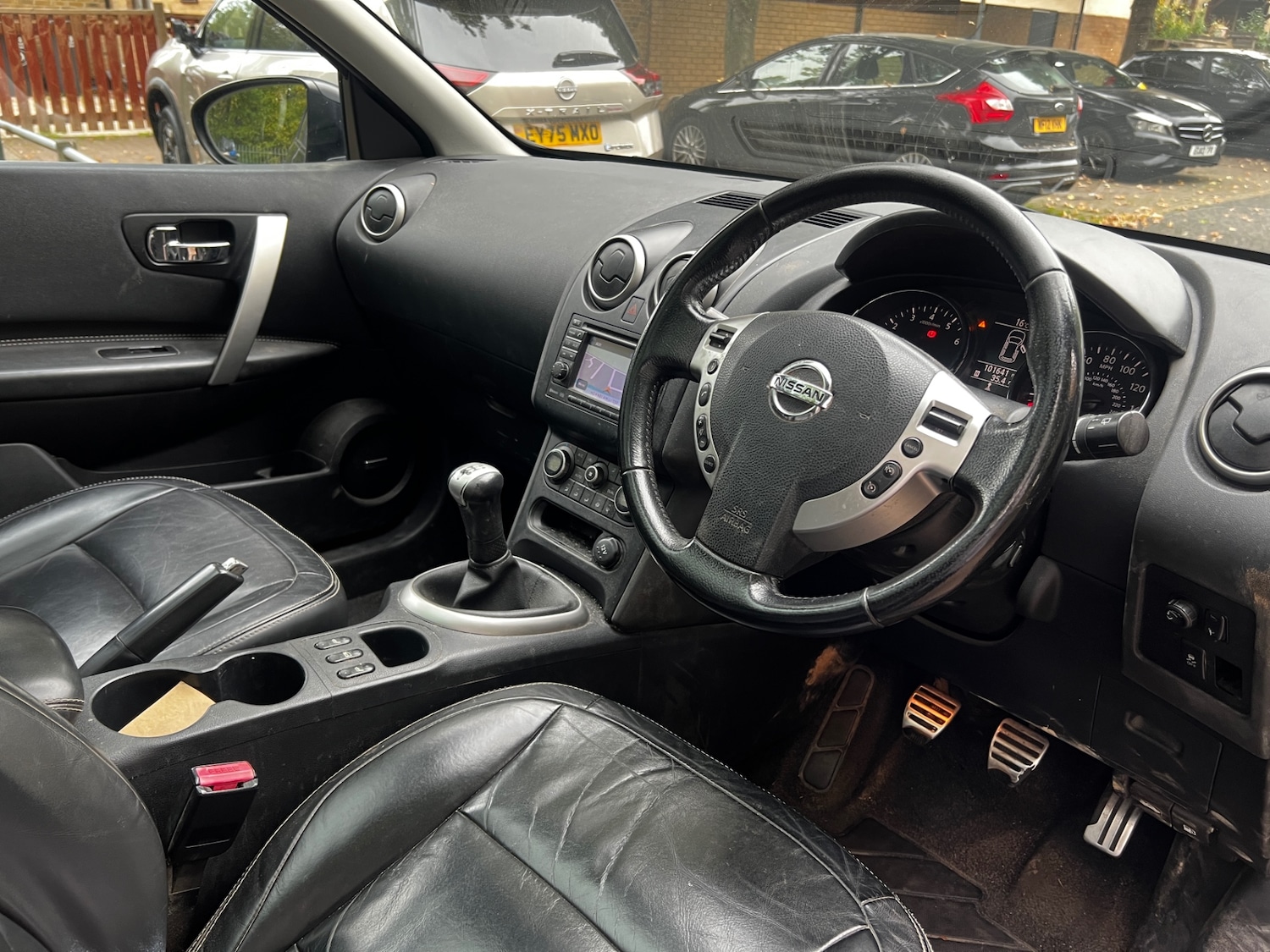 Used Nissan Qashqai 2011 for sale - 76242759: Photo 9