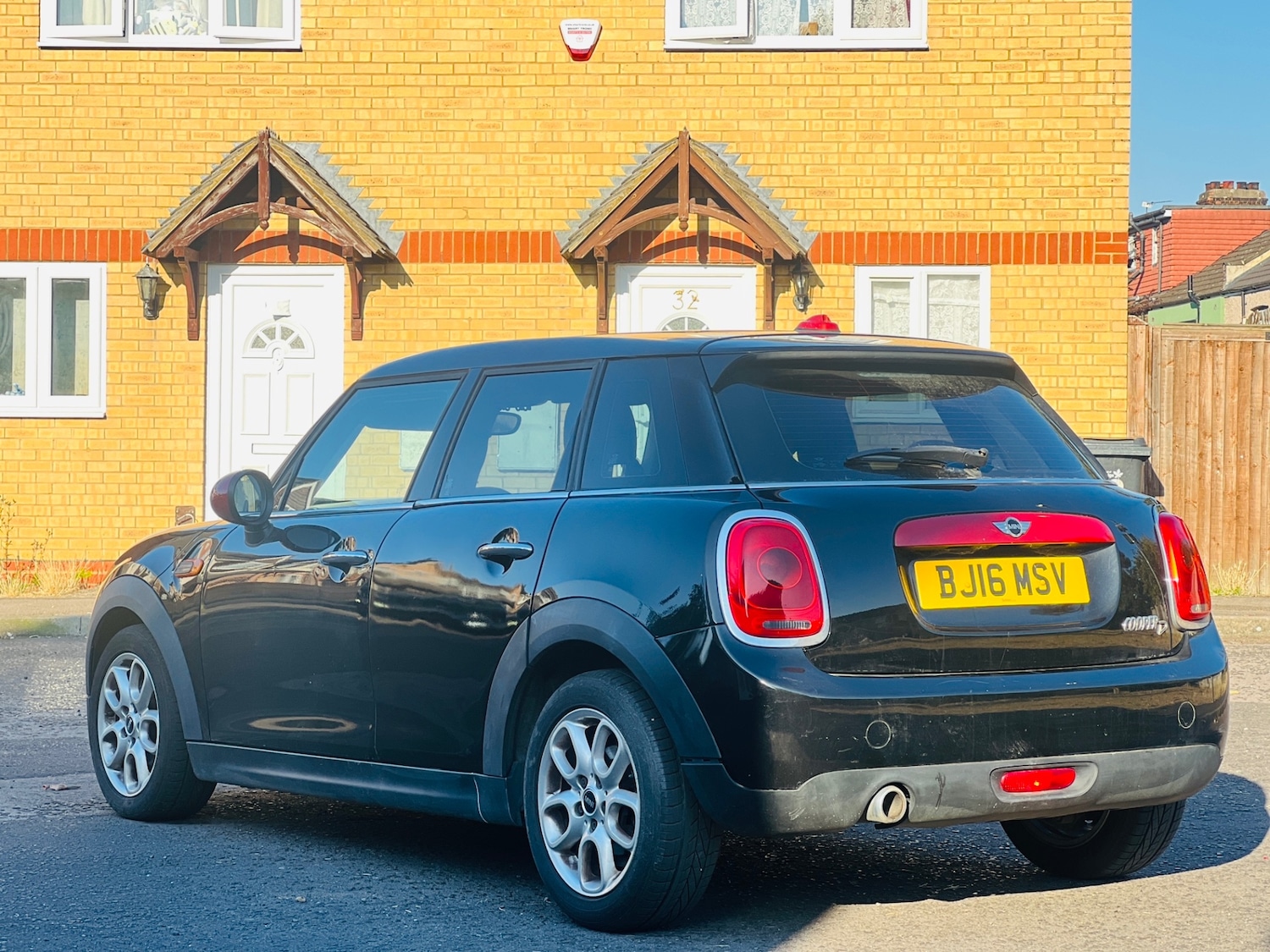 Used MINI Hatch 2016 for sale - 76319240: Photo 7