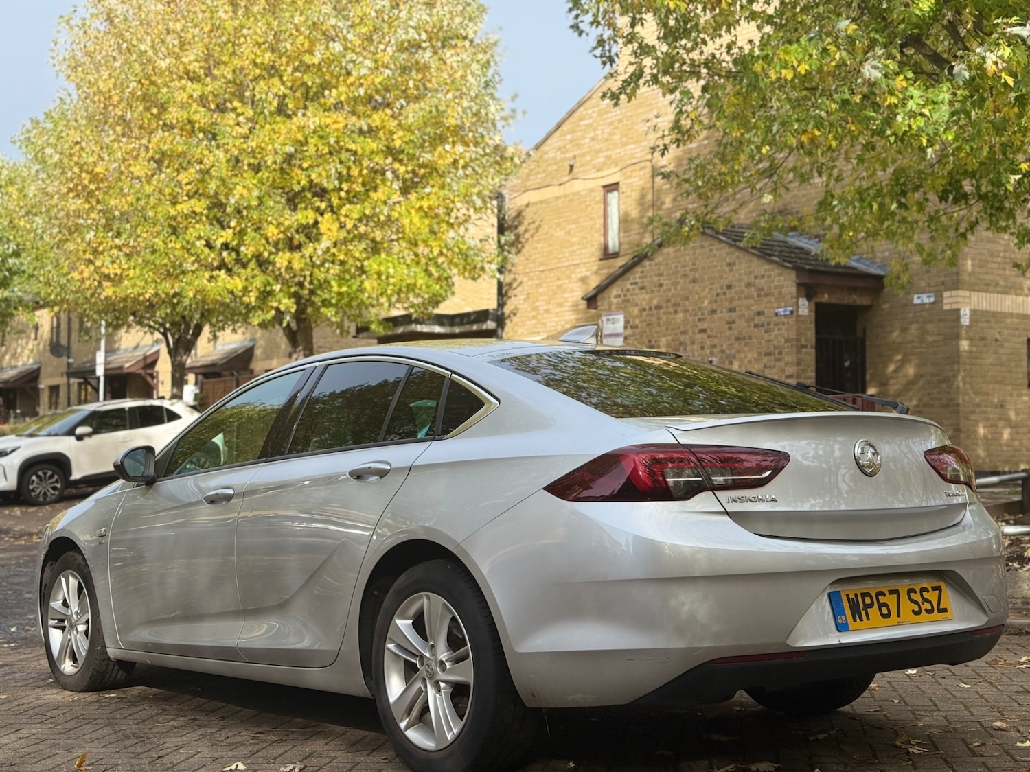 Used Vauxhall Insignia 2017 for sale - 76412672: Photo 5