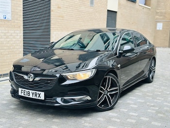 Used Vauxhall Insignia 2018 for sale - 76113031: Photo