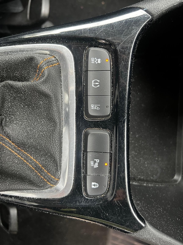 Used Vauxhall Crossland X 2018 for sale - 76234224: Photo 15