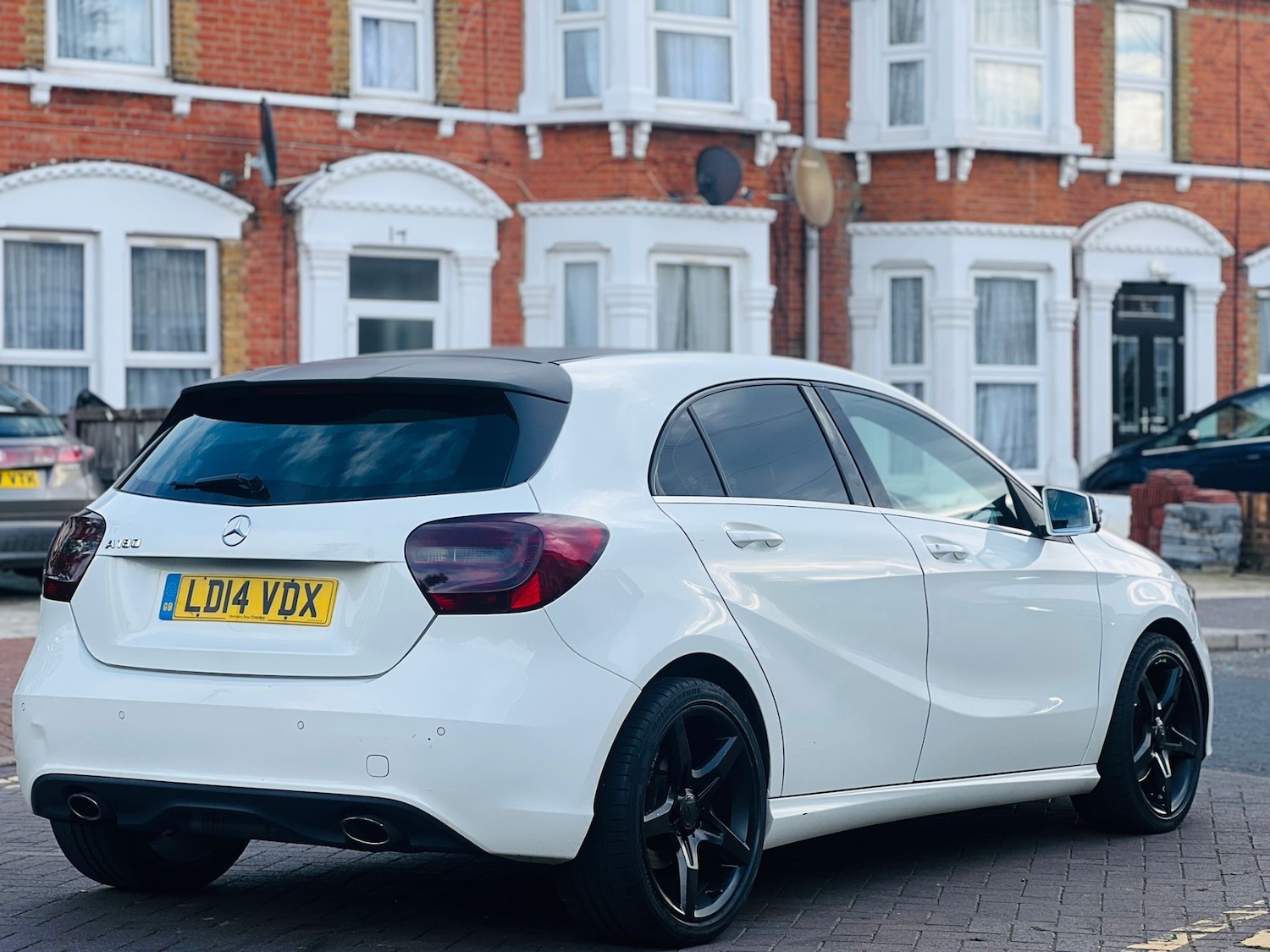 Used Mercedes-Benz A-Class 2014 for sale - 76488437: Photo 4