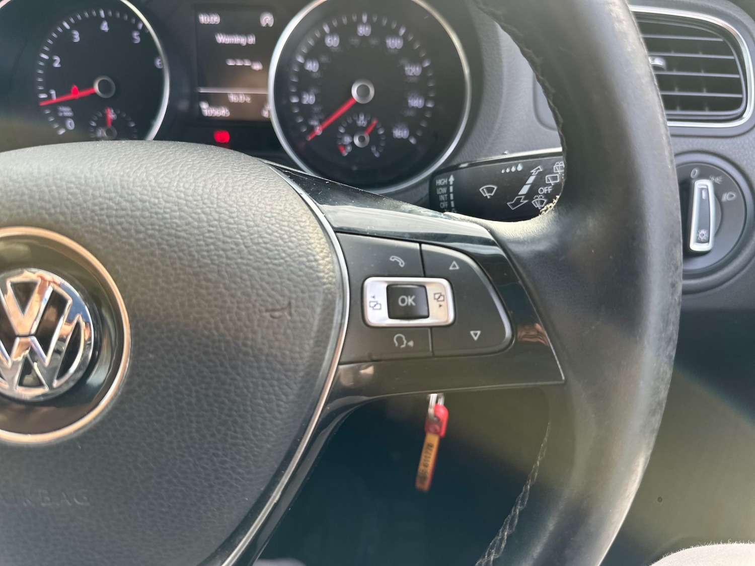 Used Volkswagen Polo 2015 for sale - 76554108: Photo 18